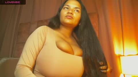 miasaandovaal 22 online show from May 23, 2026, 9:30 pm
