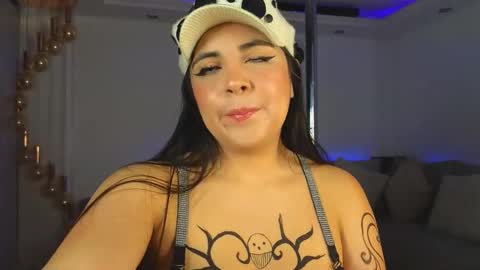 MiaHancock online show from January 17, 2025, 2:29 am