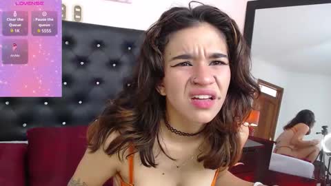 Snapshot of miascarlet_16 chatting on September 19, 2025, 1:34 pm miascarlet_16 online show from September 19, 2025, 1:34 pm