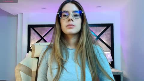 Mia online show from February 16, 2026, 6:59 pm