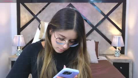 Snapshot of miasilverr chatting on May 8, 2026, 7:30 pm Mia online show from May 8, 2026, 7:30 pm
