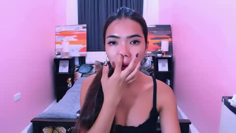 Snapshot of miasmith09 chatting on May 3, 2026, 1:00 am Pau and jence online show from May 3, 2026, 1:00 am