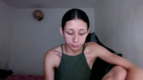 Snapshot of miasweet333 chatting on February 12, 2026, 9:10 pm mia online show from February 12, 2026, 9:10 pm
