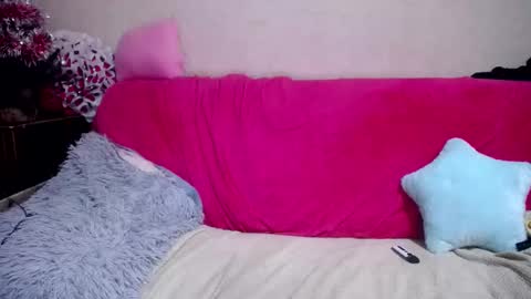 Snapshot of miatiffan chatting on January 26, 2025, 8:36 am Mia online show from January 26, 2025, 8:36 am