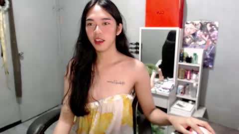 Mia online show from March 10, 2026, 7:57 am