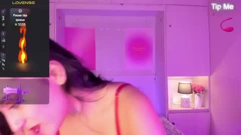 Snapshot of miaturnerr_ chatting on May 24, 2026, 4:06 am miaturnerr_ online show from May 24, 2026, 4:06 am