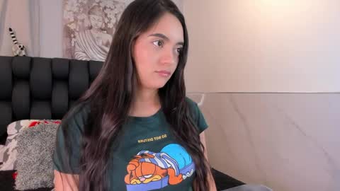 miavelvet1 online show from April 19, 2026, 4:12 am