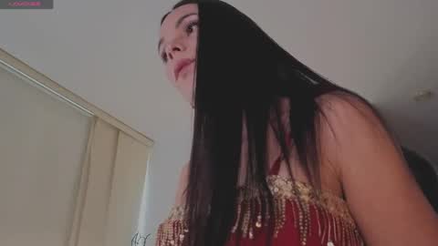 Mia online show from April 13, 2026, 2:44 pm