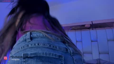 Mia Villalobos online show from December 18, 2024, 7:41 pm