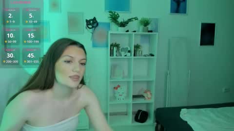 Snapshot of miavixxenn chatting on October 6, 2025, 3:26 am Mia online show from October 6, 2025, 3:26 am