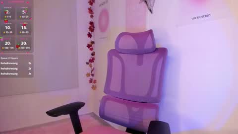 Mia Wilsson online show from November 30, 2025, 2:15 am