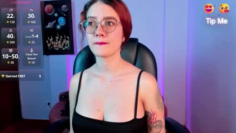 Mia winx  online show from January 14, 2026, 9:09 pm