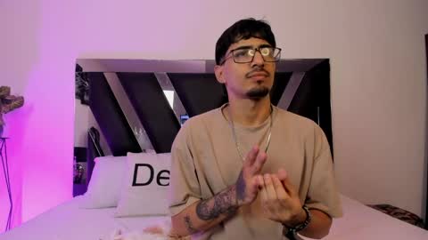 MiaIron online show from April 4, 2026, 12:13 pm