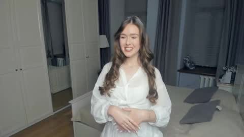 Mica online show from January 7, 2026, 7:05 pm