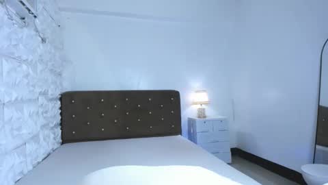 urbaby mica online show from March 22, 2026, 7:39 pm