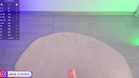         online show from February 10, 2025, 6:24 pm