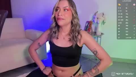         online show from October 12, 2025, 10:09 pm