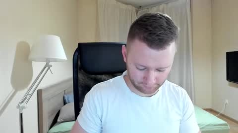 Snapshot of michael_birkin chatting on December 14, 2024, 4:45 am Michael Birkin online show from December 14, 2024, 4:45 am