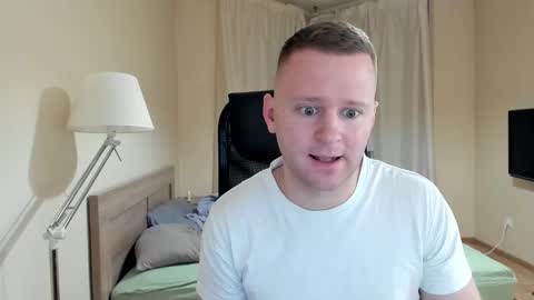 Snapshot of michael_birkin chatting on December 15, 2024, 6:04 pm Michael Birkin online show from December 15, 2024, 6:04 pm