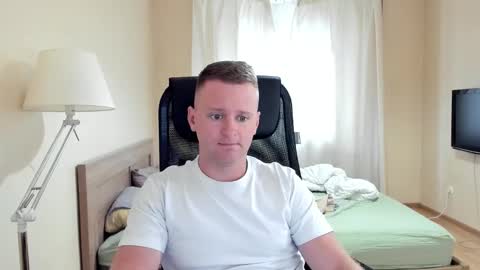 Snapshot of michael_birkin chatting on February 28, 2025, 9:58 am Michael Birkin online show from February 28, 2025, 9:58 am