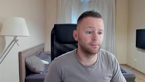 Snapshot of michael_birkin chatting on September 27, 2025, 4:06 am Michael Birkin online show from September 27, 2025, 4:06 am