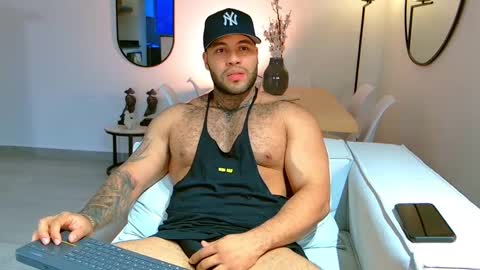 Michael Salens independent model online show from September 10, 2025, 11:05 pm