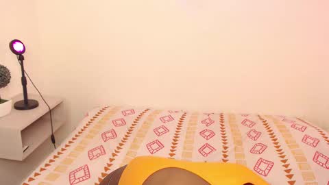 Michaela online show from October 7, 2025, 8:06 pm