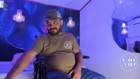 Michael online show from October 16, 2025, 1:56 pm