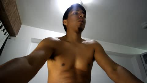 Snapshot of michaelhotbbc chatting on February 2, 2025, 2:38 am Michael online show from February 2, 2025, 2:38 am