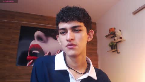 michaelkoiv online show from January 19, 2026, 12:42 pm