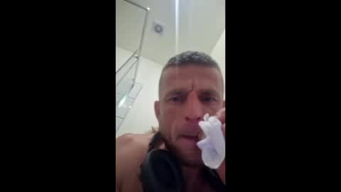 Snapshot of michaltomiczek77 chatting on May 7, 2026, 2:06 am WildMikemilflove online show from May 7, 2026, 2:06 am