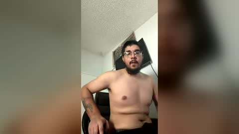 Snapshot of michealg23 chatting on July 19, 2026, 3:16 pm michealg23 online show from July 19, 2026, 3:16 pm