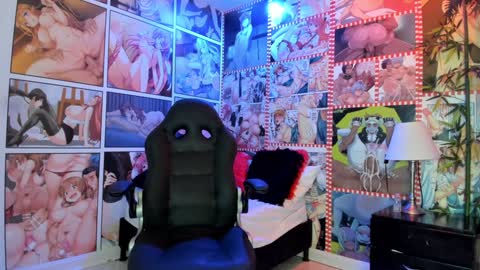 michel_lopez18 online show from January 20, 2025, 11:13 am