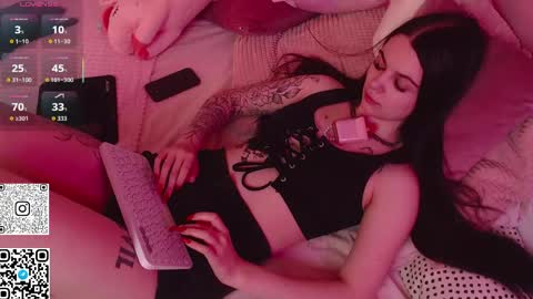 Kate online show from April 15, 2026, 1:12 am