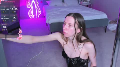 michele_mack online show from February 24, 2025, 3:02 am