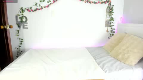 Michell online show from October 16, 2025, 12:22 am