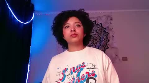 Snapshot of michell_bling chatting on December 16, 2024, 7:15 am Michi online show from December 16, 2024, 7:15 am