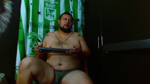 Snapshot of michell_myers chatting on January 18, 2025, 6:32 pm michell_myers online show from January 18, 2025, 6:32 pm