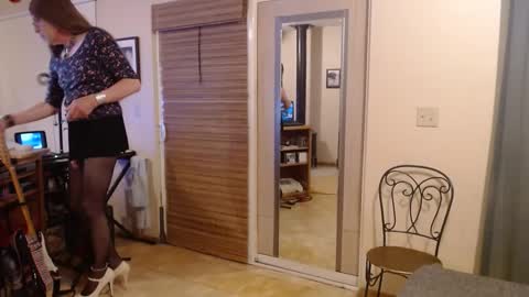 Michelle online show from March 3, 2025, 11:22 am