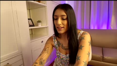 Snapshot of michelle_gigs chatting on June 1, 2026, 4:31 pm Michelle online show from June 1, 2026, 4:31 pm
