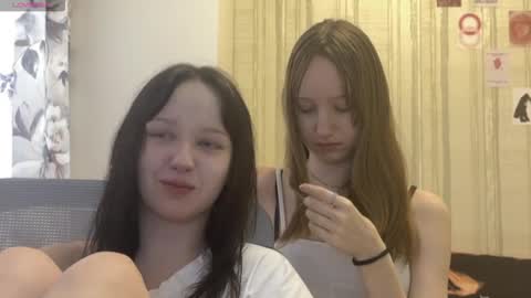 michelle_neely online show from October 27, 2025, 10:52 am