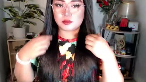 Michelle online show from September 24, 2025, 7:12 am