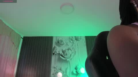 Snapshot of michellepreston_ chatting on May 31, 2026, 12:34 pm michellepreston_ online show from May 31, 2026, 12:34 pm