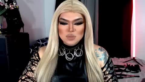 Michelle online show from November 2, 2025, 12:02 am