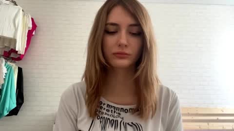 Jenny online show from March 27, 2026, 8:59 am