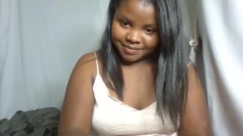 michou61 online show from December 17, 2025, 7:20 pm