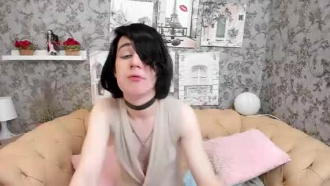Snapshot of micke_dio chatting on April 29, 2026, 5:30 pm Micke online show from April 29, 2026, 5:30 pm