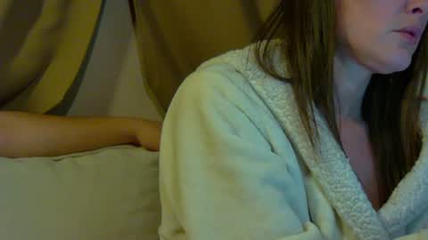Snapshot of mickeyshyne69 chatting on June 15, 2026, 5:09 am Mickey online show from June 15, 2026, 5:09 am