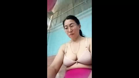 Snapshot of mickye00 chatting on June 1, 2026, 7:43 am Miky online show from June 1, 2026, 7:43 am