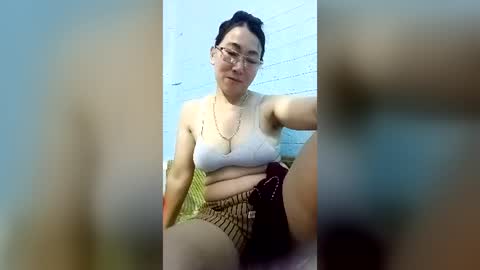 Snapshot of mickye00 chatting on June 23, 2026, 7:45 pm Miky online show from June 23, 2026, 7:45 pm